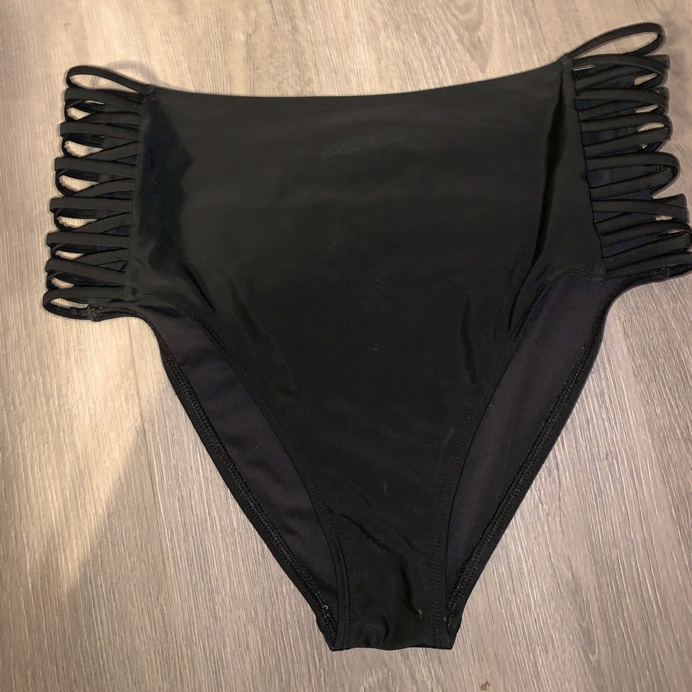 this is a black bathing suit bottom from AéRopostale